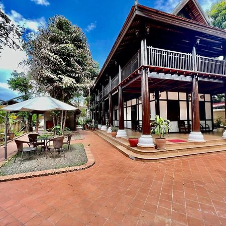 Villa Vieng Sa Vanh Hotel 루앙프라방 외부 사진
