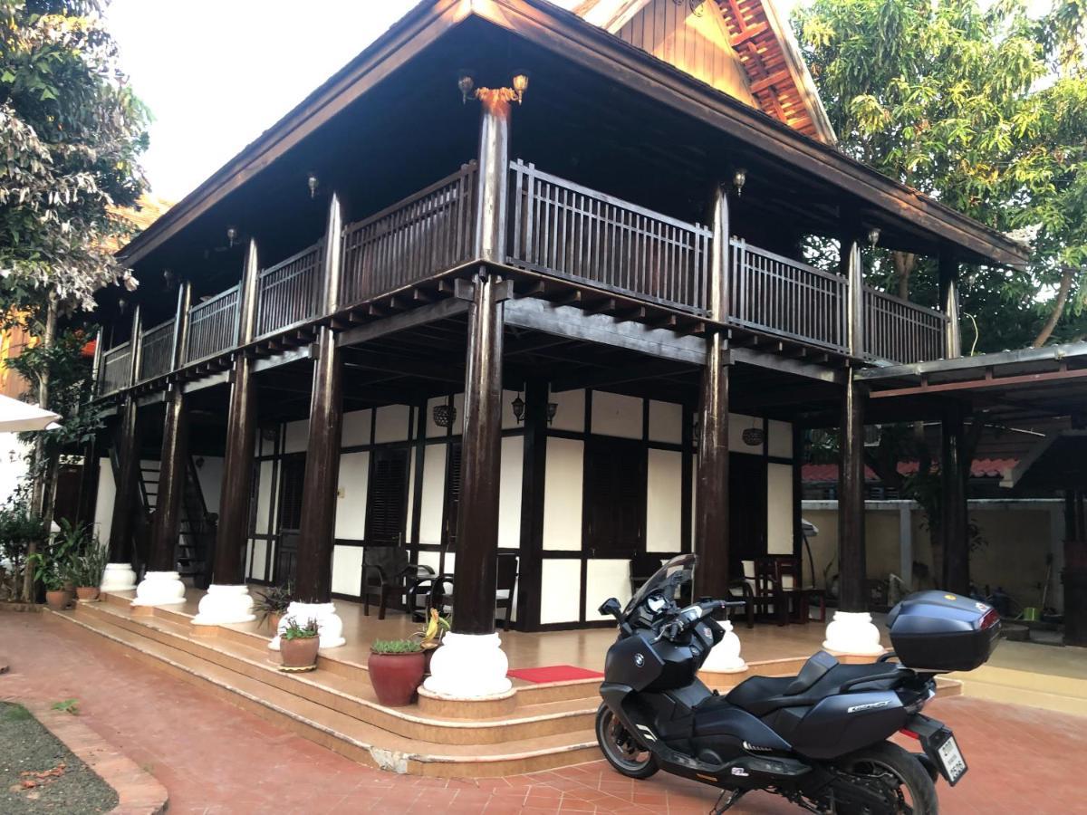 Villa Vieng Sa Vanh Hotel 루앙프라방 외부 사진