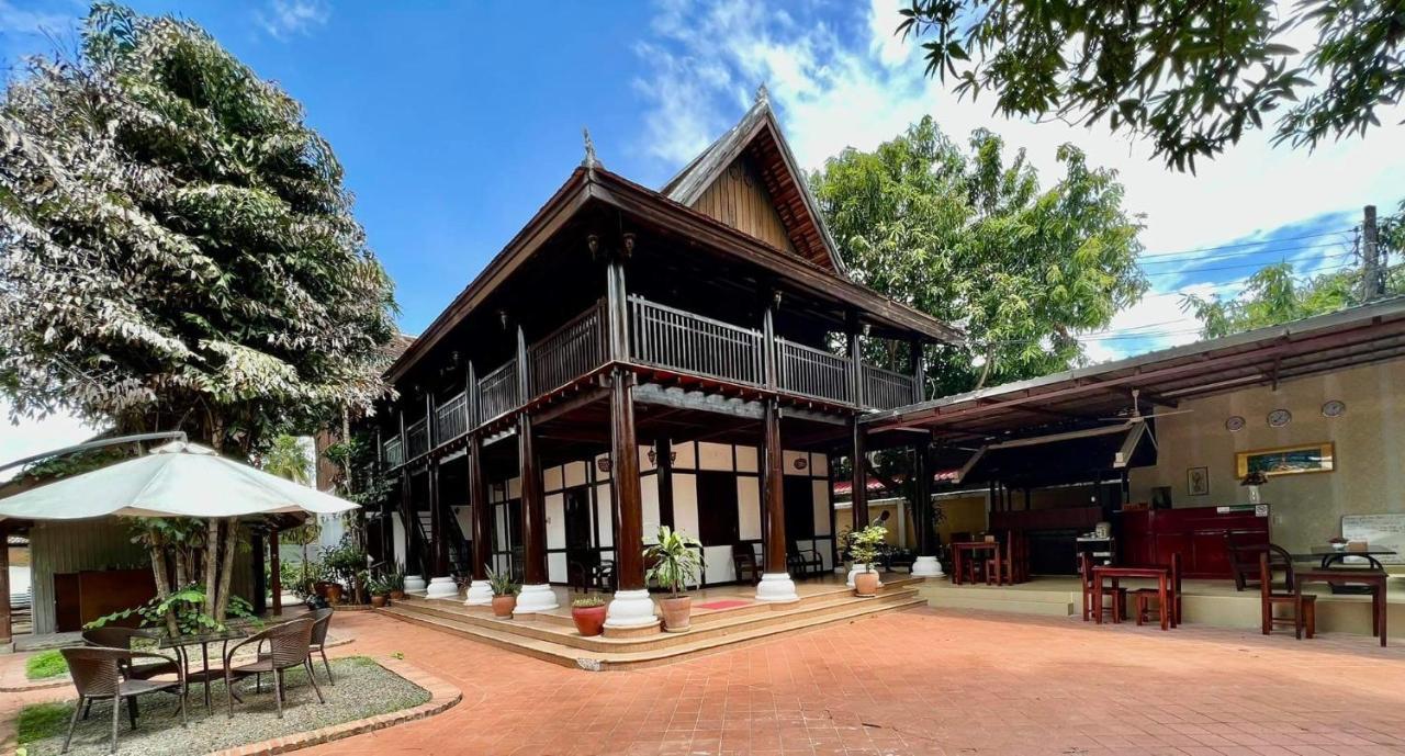 Villa Vieng Sa Vanh Hotel 루앙프라방 외부 사진