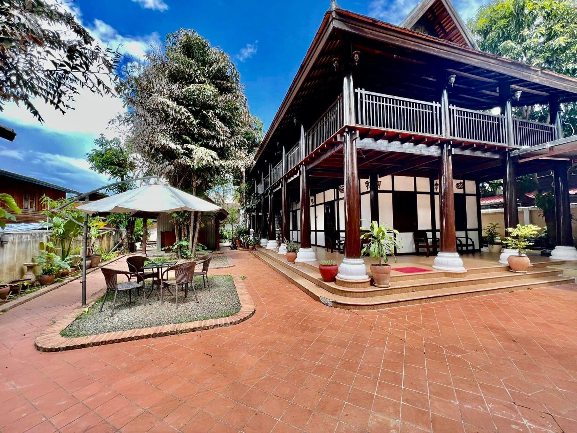 Villa Vieng Sa Vanh Hotel 루앙프라방 외부 사진